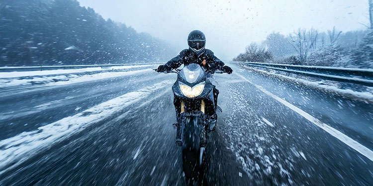 BMO Law firm: Motorcyclists Beware – Winter is Coming!